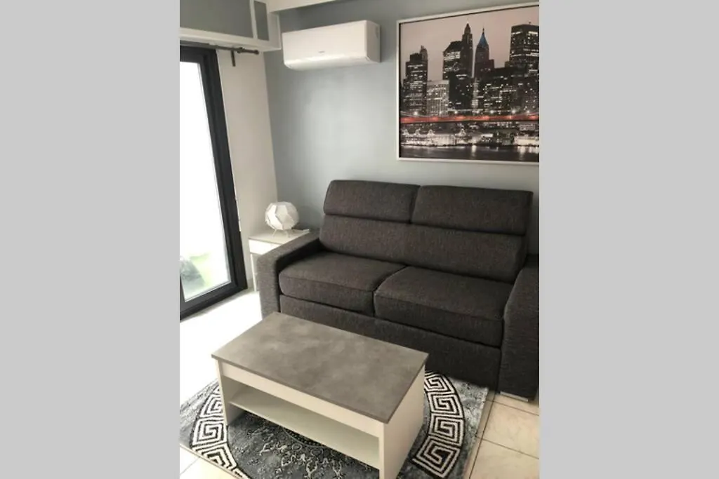 Apartment Studio Meuble Climatise Toulon Mourillon Bord De Mer France
