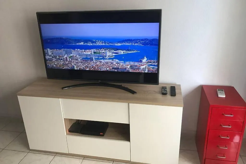 Studio Meuble Climatise Toulon Mourillon Bord De Mer contacts